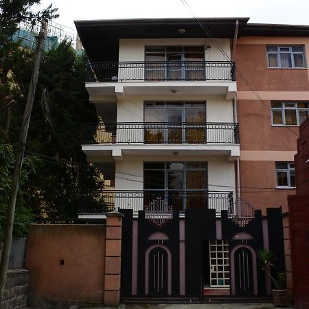 The Hive Guest House แอดดิสอาบาบา ภายนอก รูปภาพ