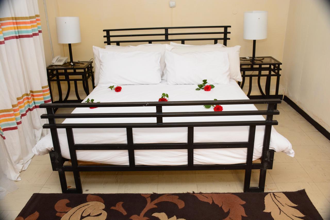 The Hive Guest House แอดดิสอาบาบา ภายนอก รูปภาพ