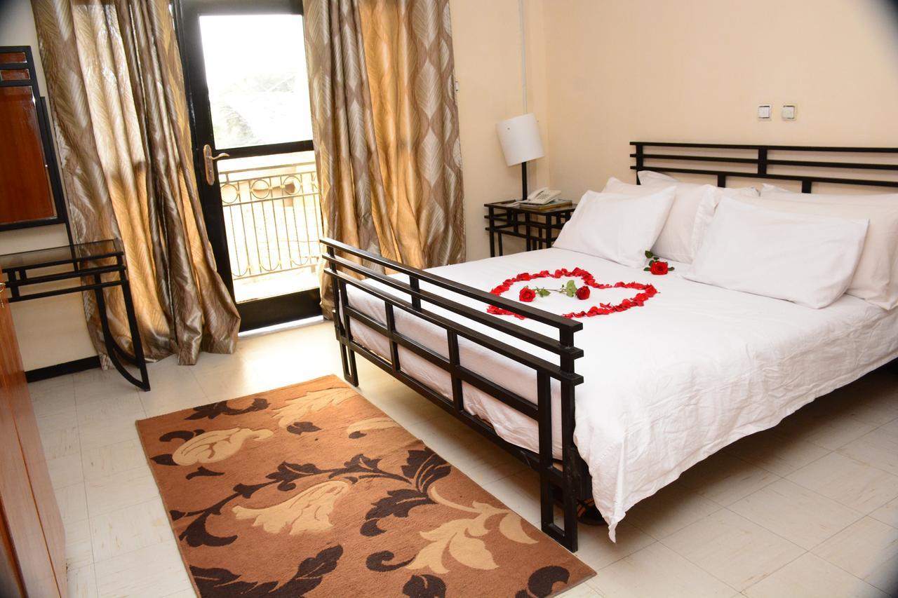 The Hive Guest House แอดดิสอาบาบา ภายนอก รูปภาพ